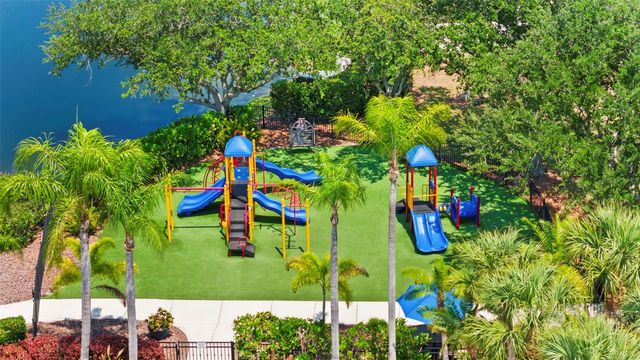 8135 INDIGO RIDGE TERRACE, Bradenton, FL 34201
