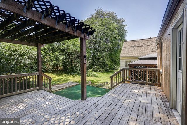 909 BEECHWOOD DR, Hagerstown, MD 21742
