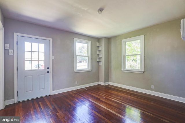 909 BEECHWOOD DR, Hagerstown, MD 21742