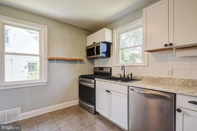 909 BEECHWOOD DR, Hagerstown, MD 21742