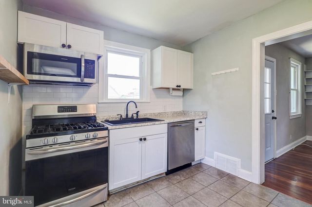 909 BEECHWOOD DR, Hagerstown, MD 21742