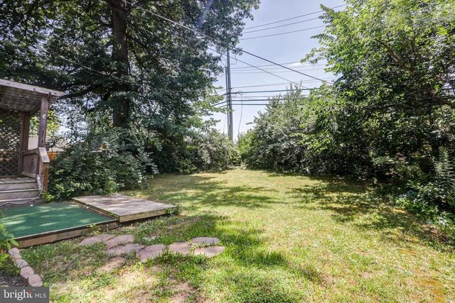 909 BEECHWOOD DR, Hagerstown, MD 21742