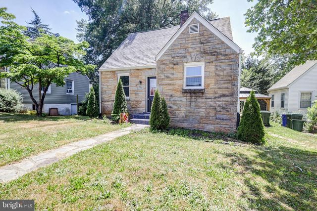 909 BEECHWOOD DR, Hagerstown, MD 21742