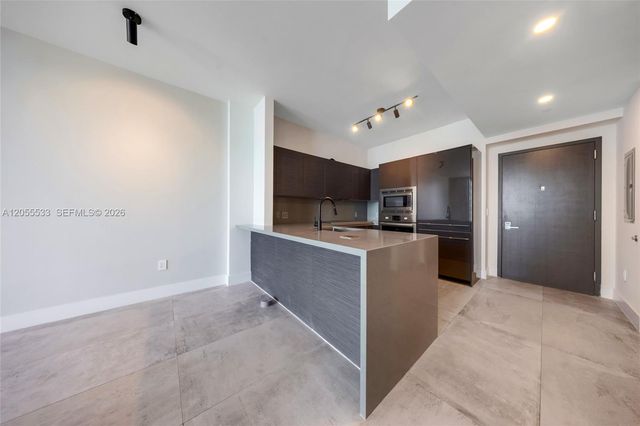 1080 Brickell Avenue 1803, Miami, FL 33131