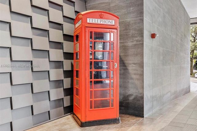 1080 Brickell Avenue 1803, Miami, FL 33131