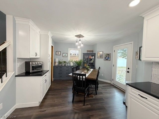 913 Oak Street NW, New Philadelphia, OH 44663