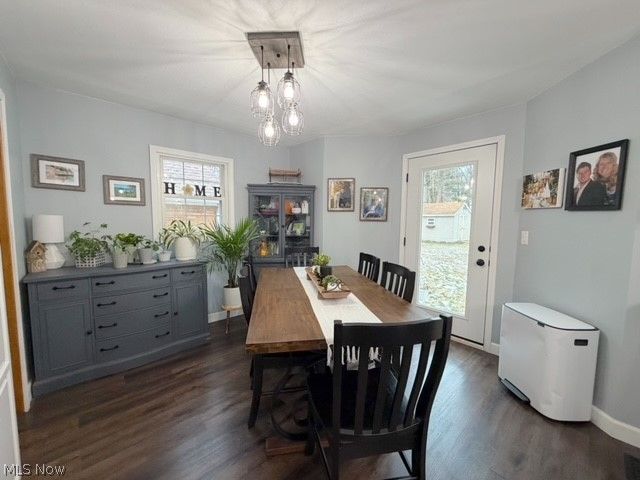 913 Oak Street NW, New Philadelphia, OH 44663