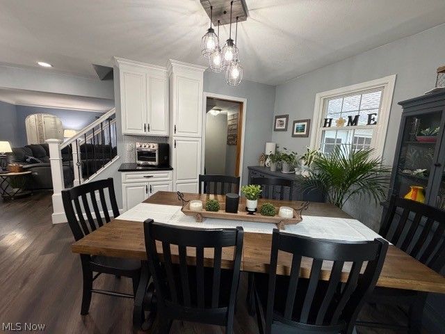 913 Oak Street NW, New Philadelphia, OH 44663