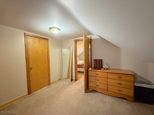 913 Oak Street NW, New Philadelphia, OH 44663