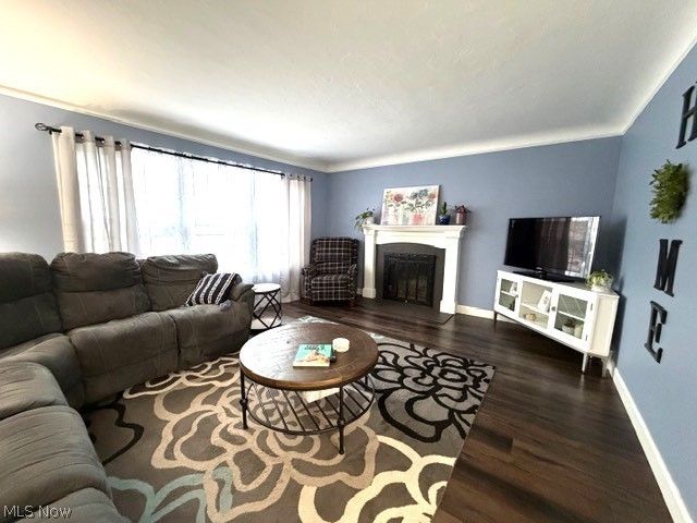 913 Oak Street NW, New Philadelphia, OH 44663