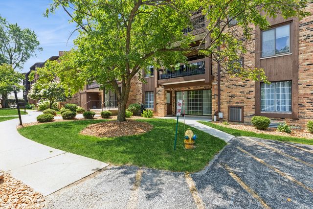 7509 175th Street 233, Tinley Park, IL 60477