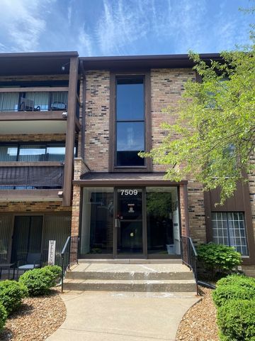 7509 175th Street 233, Tinley Park, IL 60477