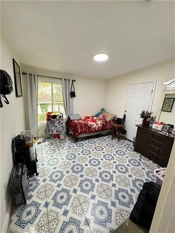 2484 Ortega Way, Atlanta, GA 30341