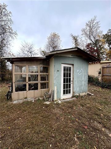 2484 Ortega Way, Atlanta, GA 30341