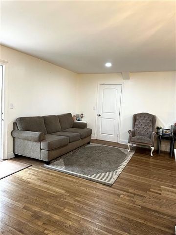 2484 Ortega Way, Atlanta, GA 30341