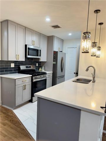 2484 Ortega Way, Atlanta, GA 30341