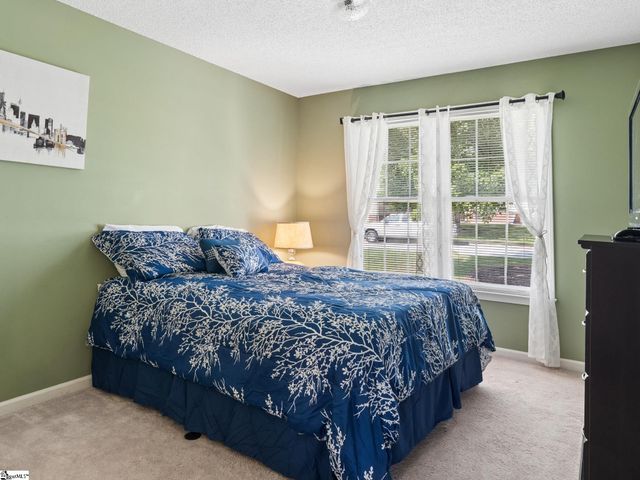 12 Fitzpatrick Court, Fountain Inn, SC 29644