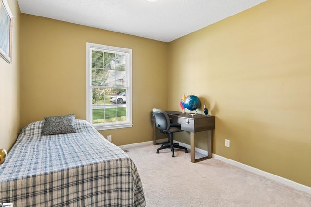 12 Fitzpatrick Court, Fountain Inn, SC 29644