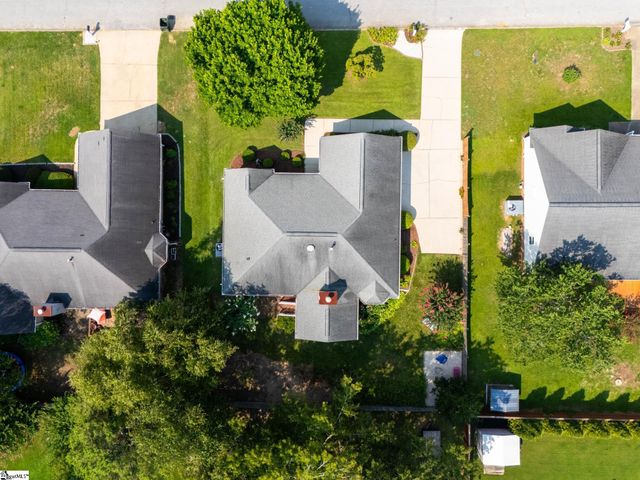 12 Fitzpatrick Court, Fountain Inn, SC 29644