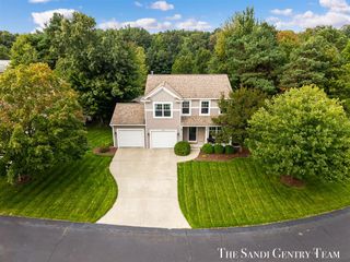 15313 Saddlebrook Court, Grand Haven, MI 49417