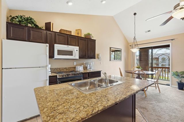 312 Stillwater Trail 219, Branson, MO 65616