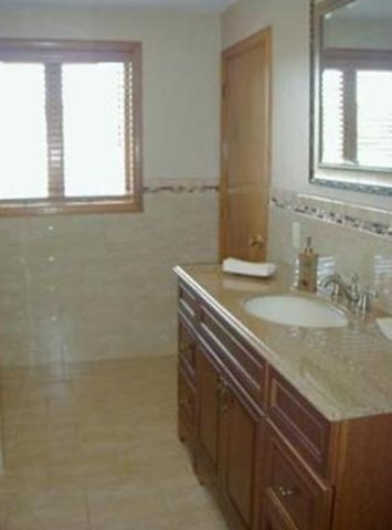 6 Glover Rd 1, Revere, MA 02151