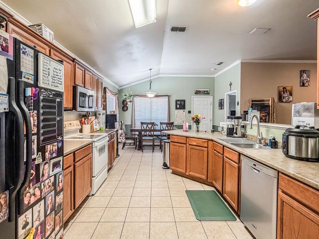 6715 91st Place, Lubbock, TX 79424