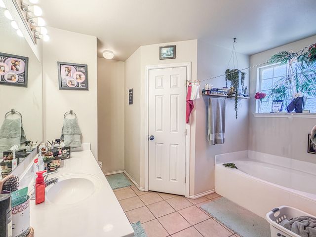 6715 91st Place, Lubbock, TX 79424