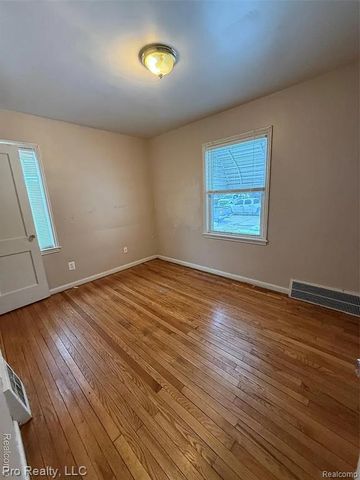 4111 17th Street, Ecorse, MI 48229