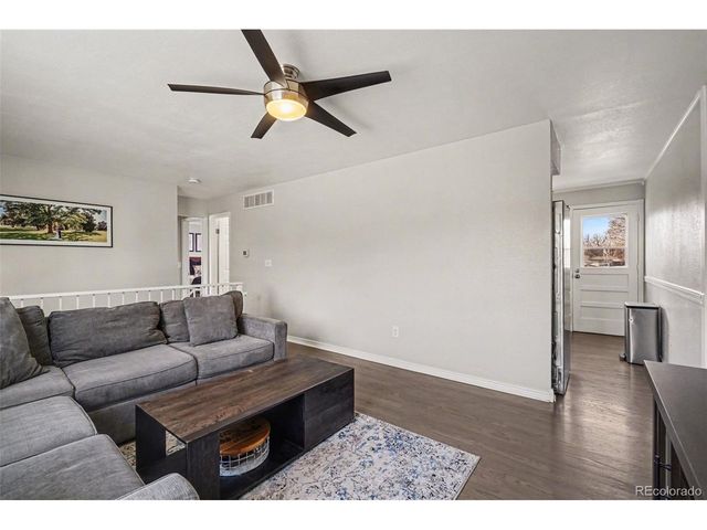 7163 Swadley Ct, Arvada, CO 80004