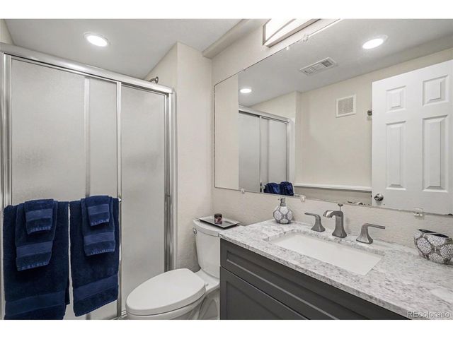 7163 Swadley Ct, Arvada, CO 80004