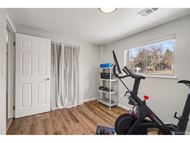 7163 Swadley Ct, Arvada, CO 80004