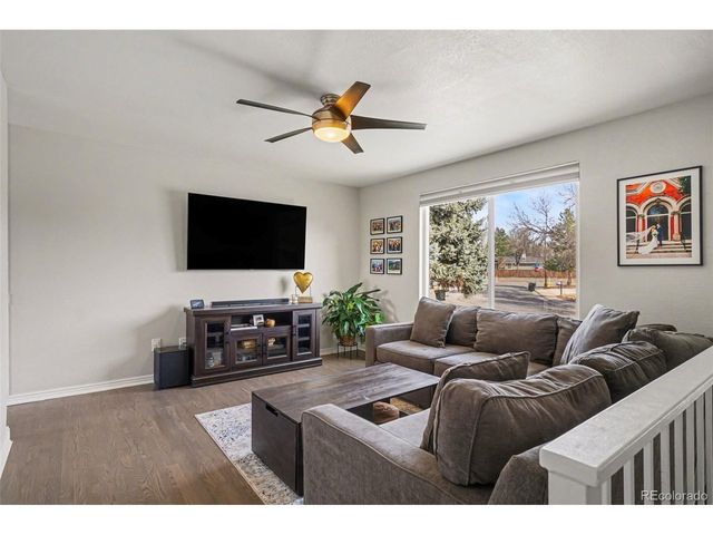 7163 Swadley Ct, Arvada, CO 80004