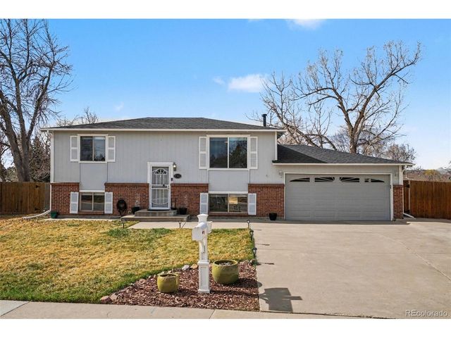 7163 Swadley Ct, Arvada, CO 80004