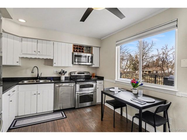 7163 Swadley Ct, Arvada, CO 80004