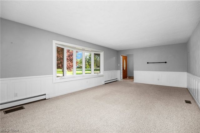 44675 Middle Ridge Road, Amherst, OH 44001