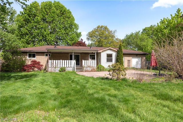 44675 Middle Ridge Road, Amherst, OH 44001