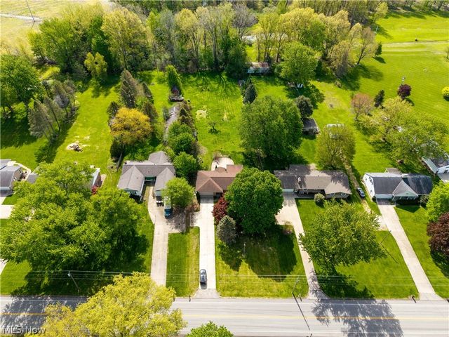 44675 Middle Ridge Road, Amherst, OH 44001