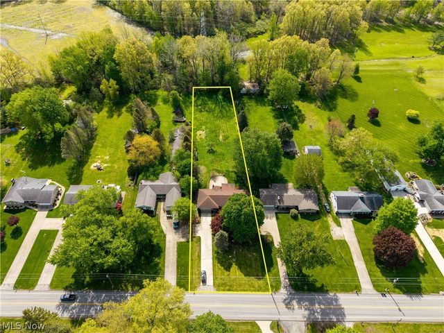 44675 Middle Ridge Road, Amherst, OH 44001