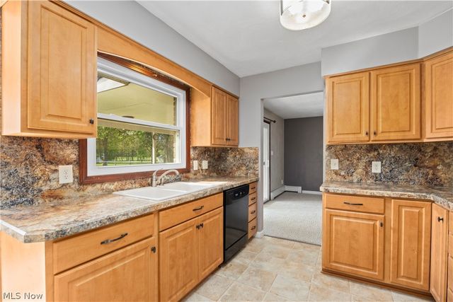 44675 Middle Ridge Road, Amherst, OH 44001