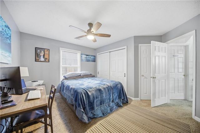 1073 Daventry Crossing, Woodstock, GA 30188