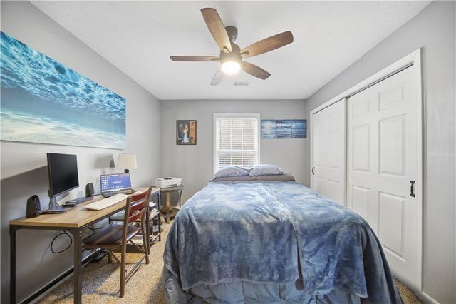 1073 Daventry Crossing, Woodstock, GA 30188