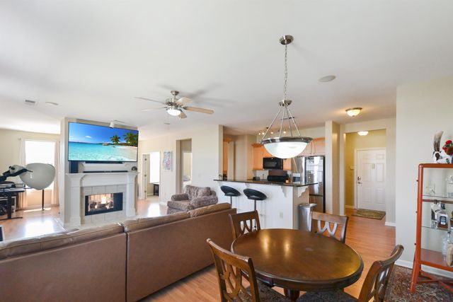 600 S Main St Apt 303, Memphis, TN 38103
