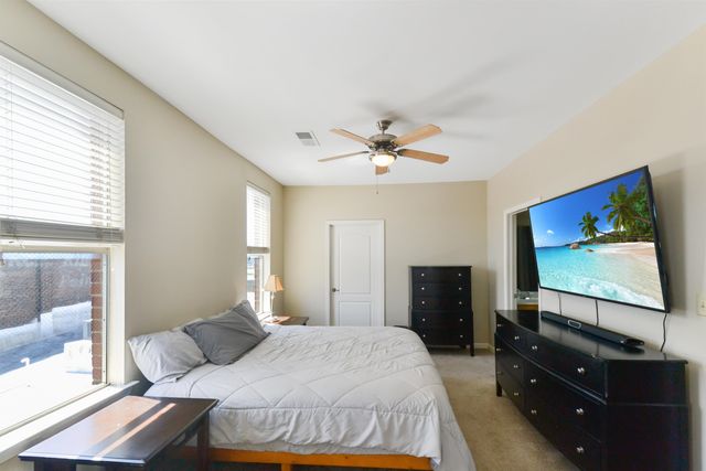 600 S Main St Apt 303, Memphis, TN 38103