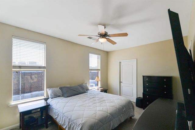 600 S Main St Apt 303, Memphis, TN 38103