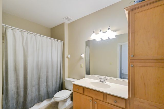 600 S Main St Apt 303, Memphis, TN 38103