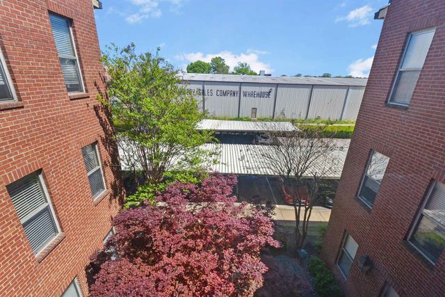 600 S Main St Apt 303, Memphis, TN 38103