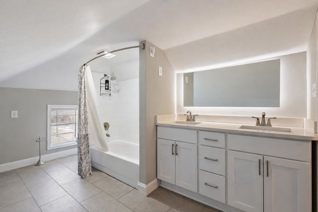 1804 Riverside Rd, Old Hickory, TN 37138