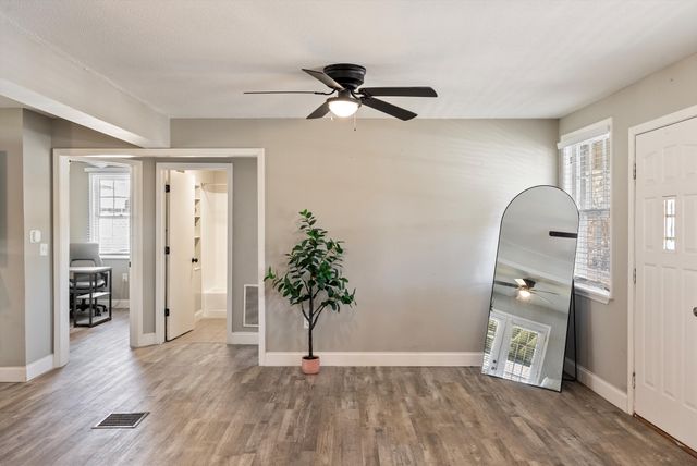 1804 Riverside Rd, Old Hickory, TN 37138