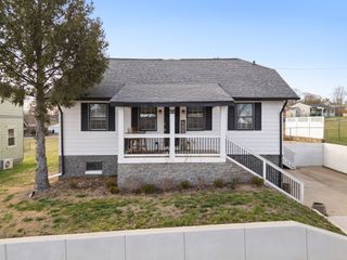 1804 Riverside Rd, Old Hickory, TN 37138